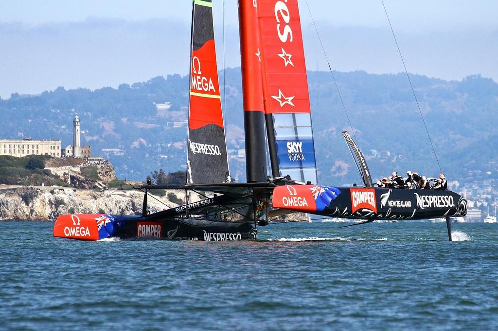 Oracle Team USA v Emirates Team New Zealand. America’s Cup Day 4, San Francisco. Emirates Team NZ leads Oracle Team USA on Leg 3 of Race 6 © Richard Gladwell www.photosport.co.nz